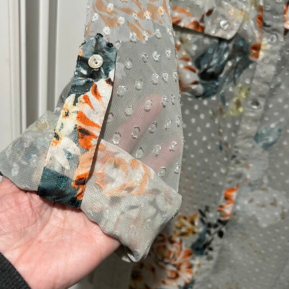 Daniel Rainn Ashlee floral print Swiss Dot Button Up Sheer blouse Women’s size L - Picture 8 of 15